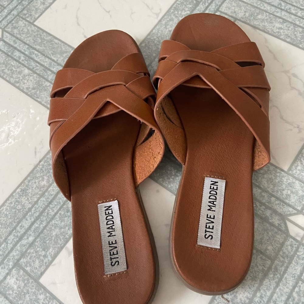 Steve Madden Tan Slide Sandals